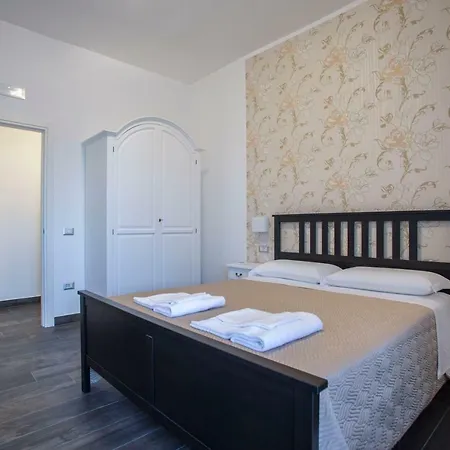 Alojamento de Acomodação e Pequeno-almoço Civico 41 4*