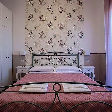 Civico 41 Nocleg ze śniadaniem 4*